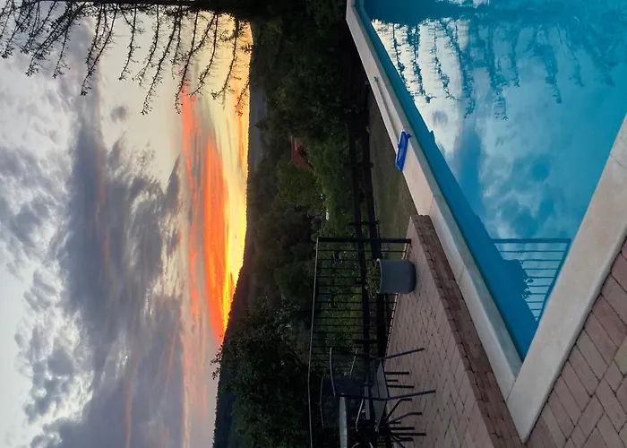 アパートホテル Zsoka Fogadoja