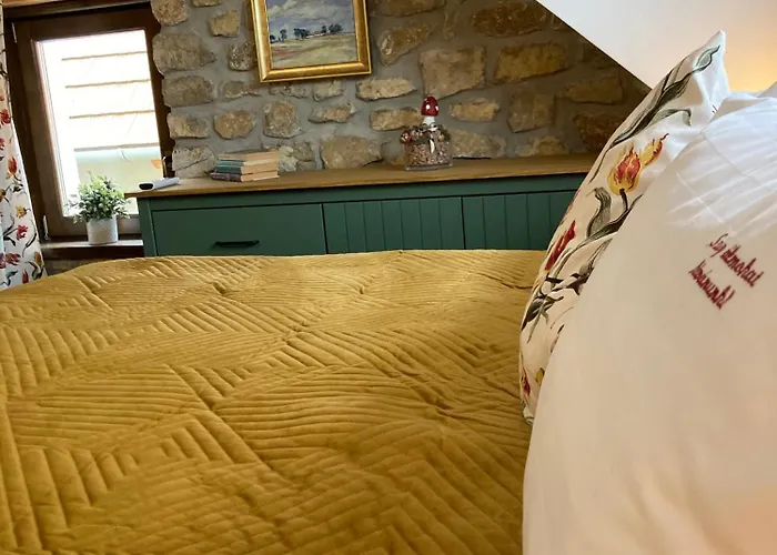 Zsoka Fogadoja アパートホテル